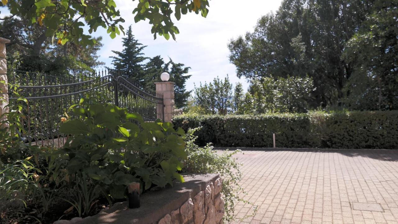 Apartmani Lili Novi Vinodolski Exterior foto