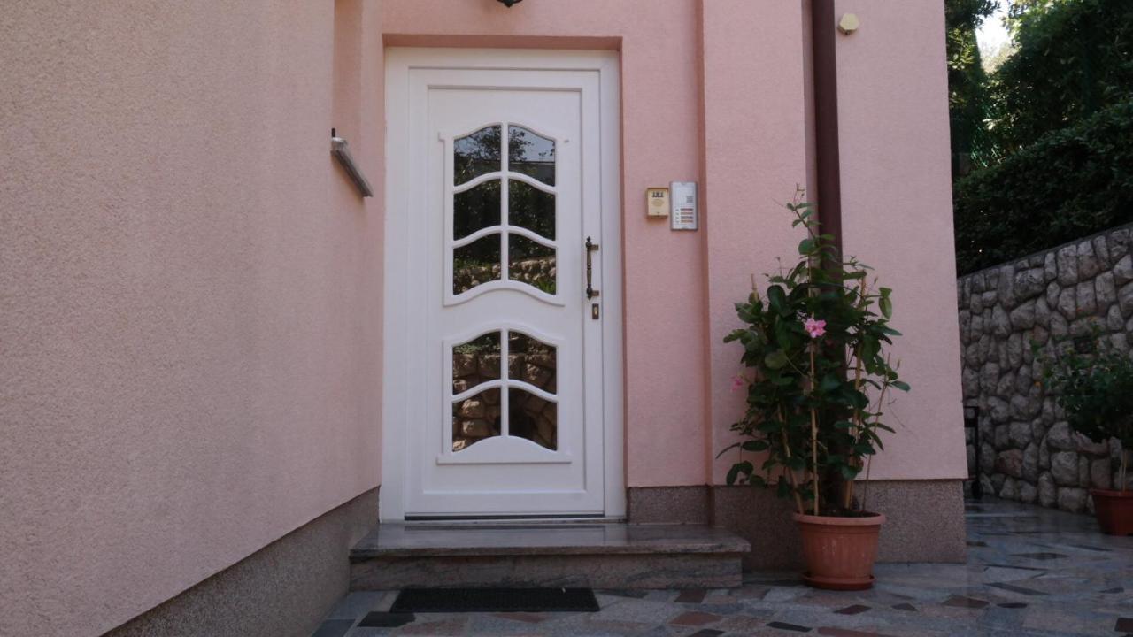 Apartmani Lili Novi Vinodolski Exterior foto