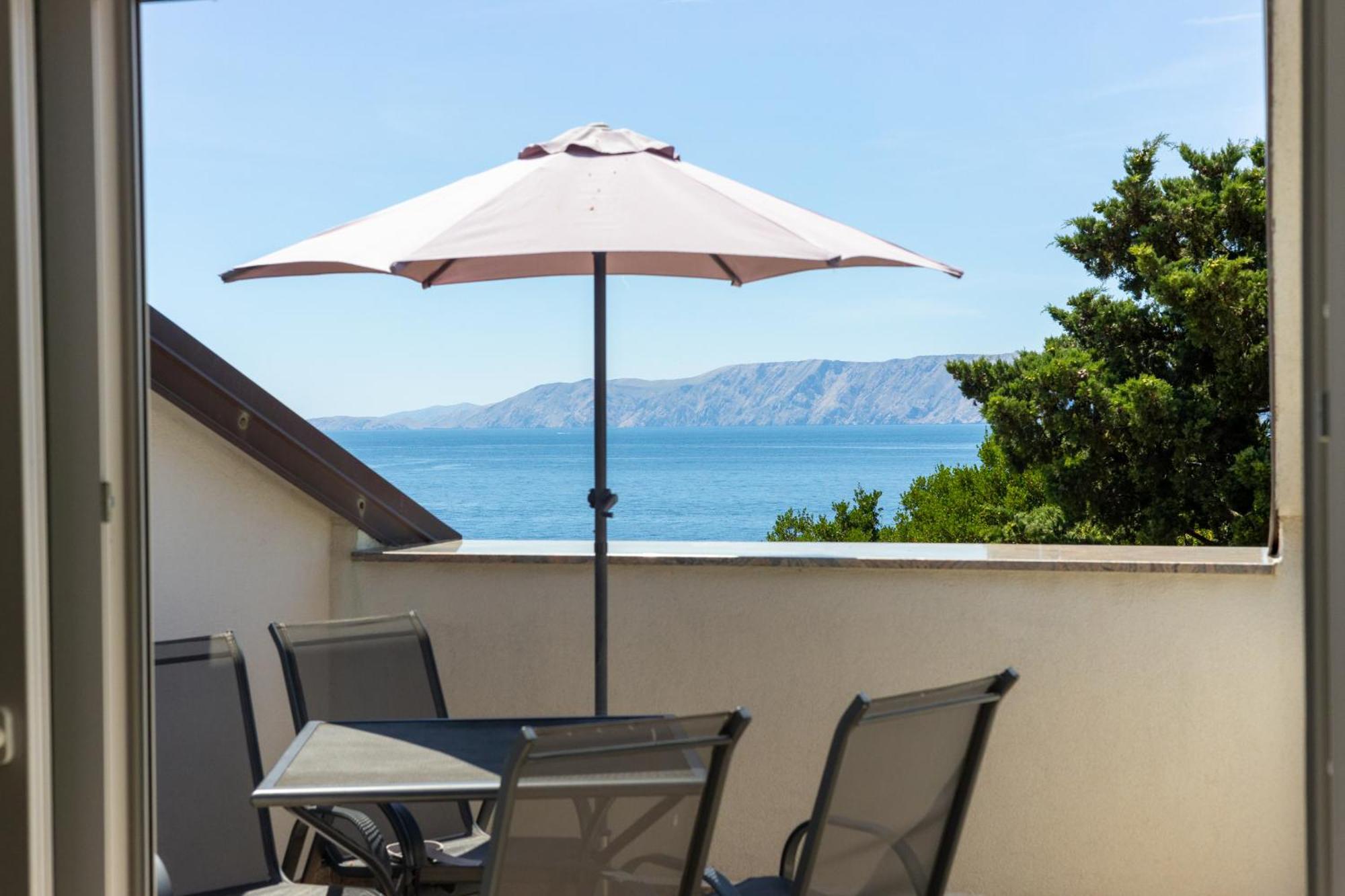 Apartmani Lili Novi Vinodolski Exterior foto