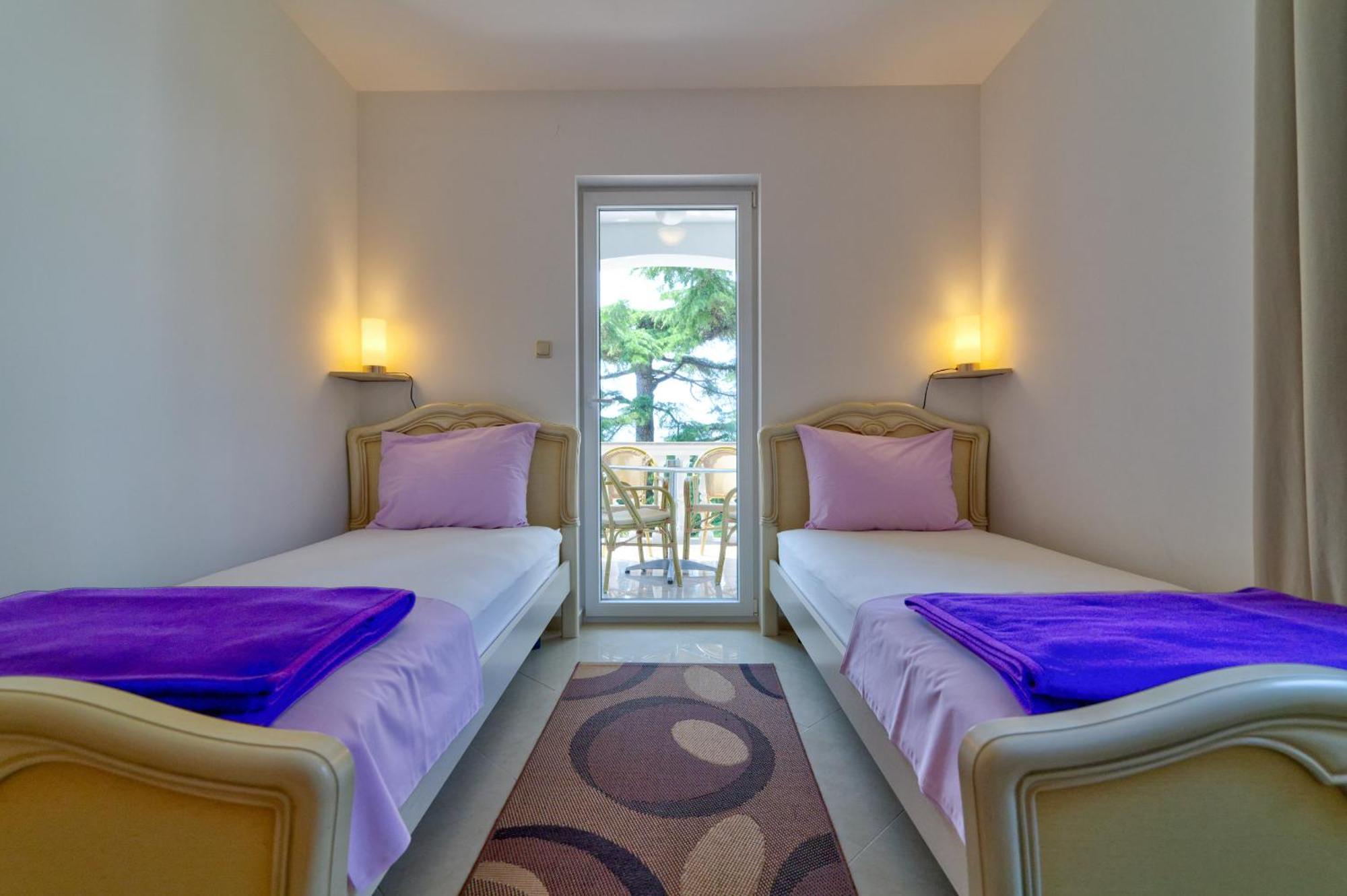 Apartmani Lili Novi Vinodolski Exterior foto